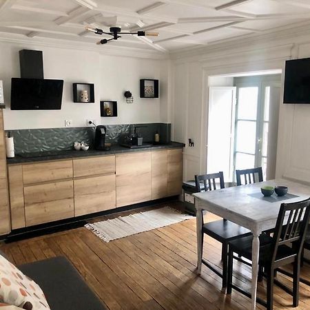 Le Garengeot - Wifi - Centre Ville - Property Rental Nm Vitre  Ngoại thất bức ảnh