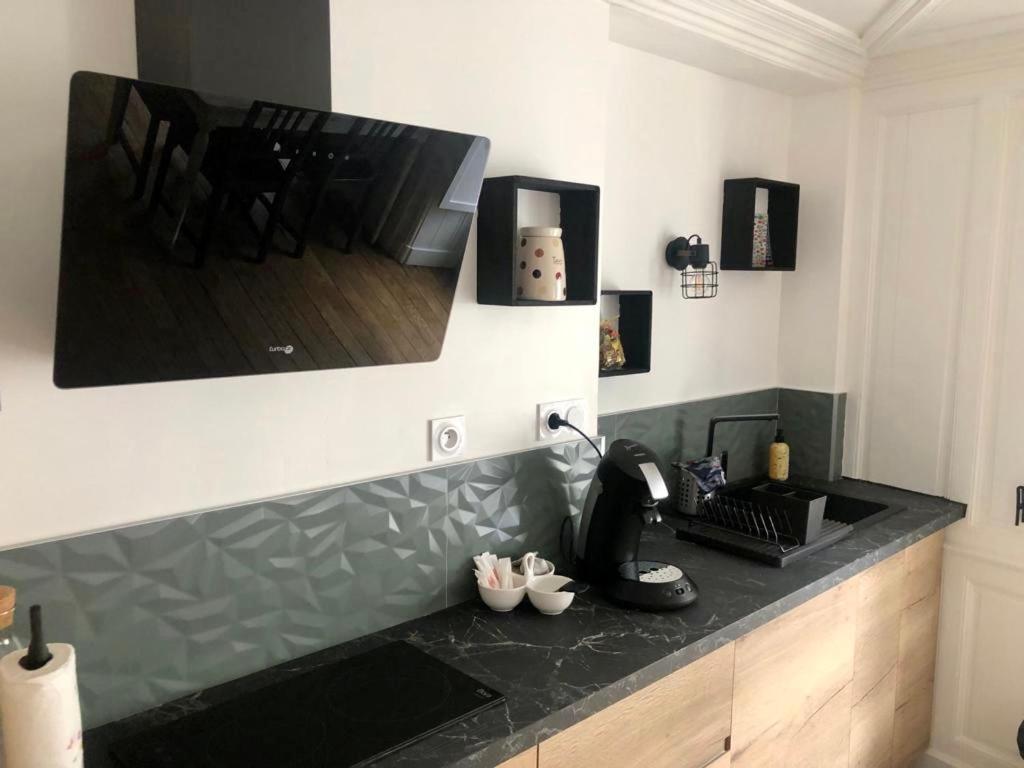 Le Garengeot - Wifi - Centre Ville - Property Rental Nm Vitre  Ngoại thất bức ảnh